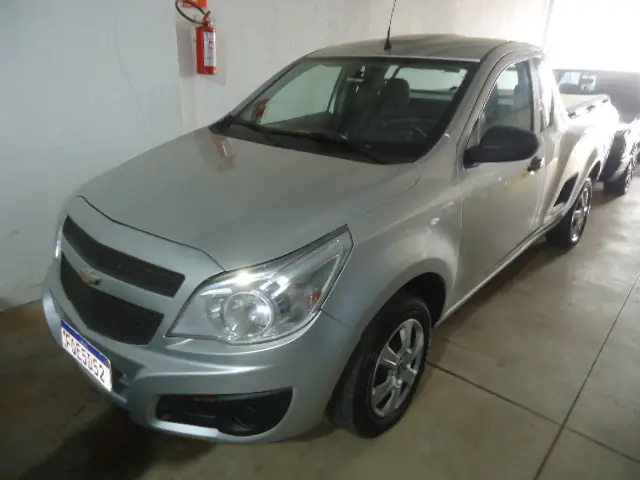 CHEVROLET Montana