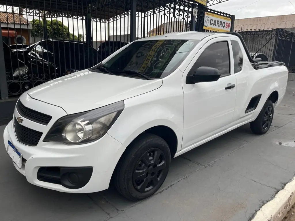 CHEVROLET Montana