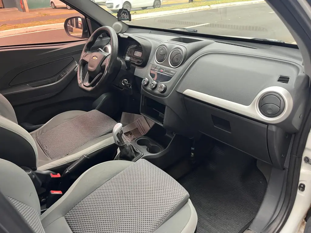 CHEVROLET Montana - Foto