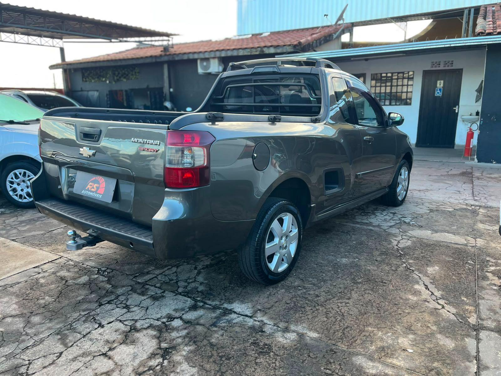CHEVROLET Montana - Foto