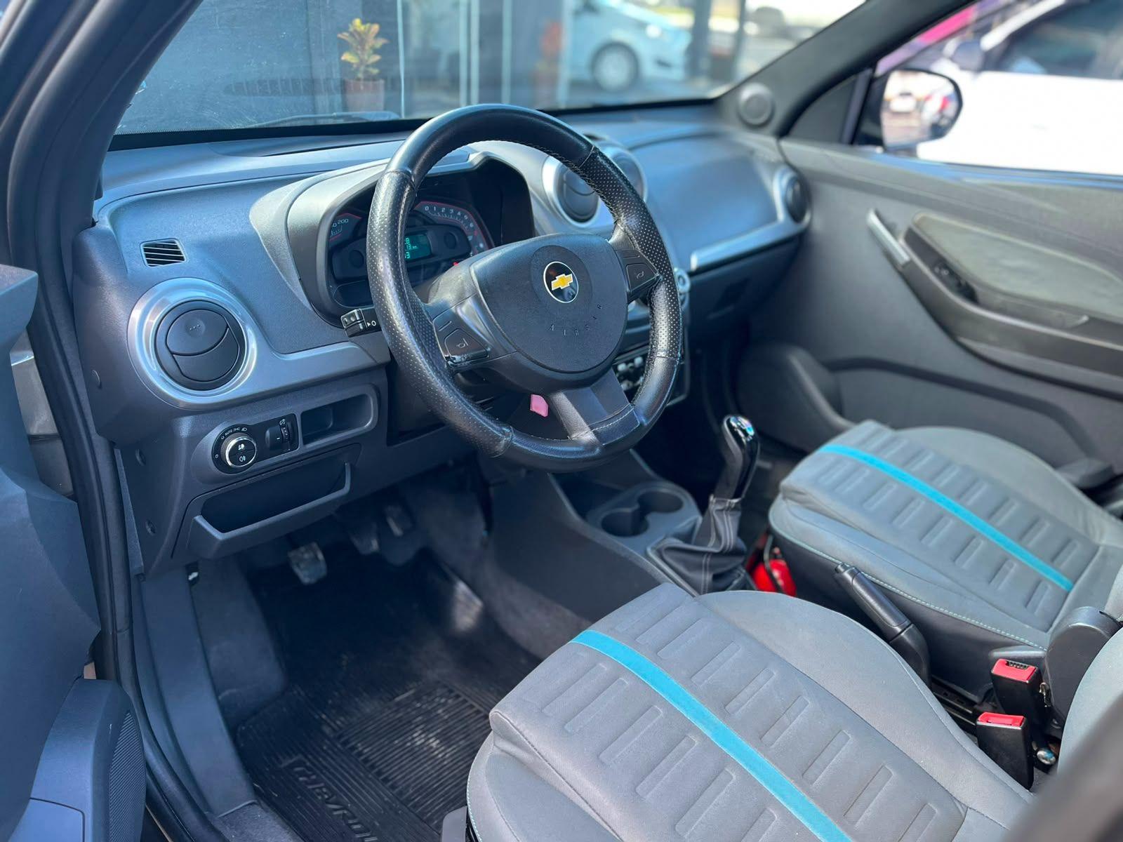 CHEVROLET Montana - Foto