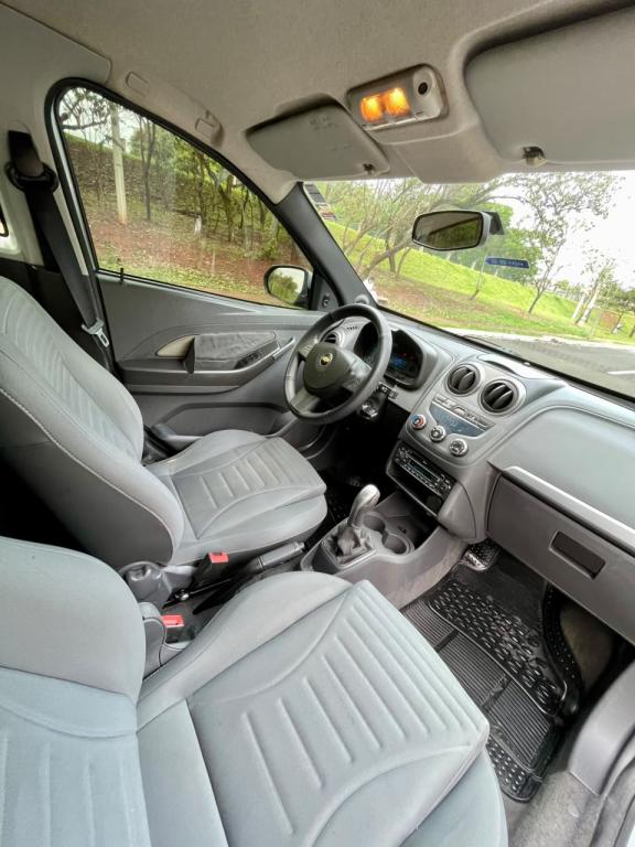 CHEVROLET Montana - Foto