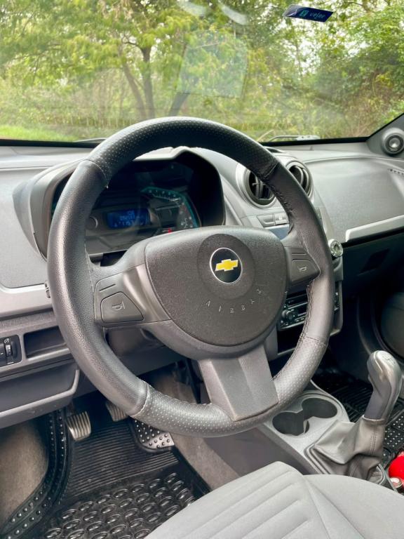 CHEVROLET Montana - Foto