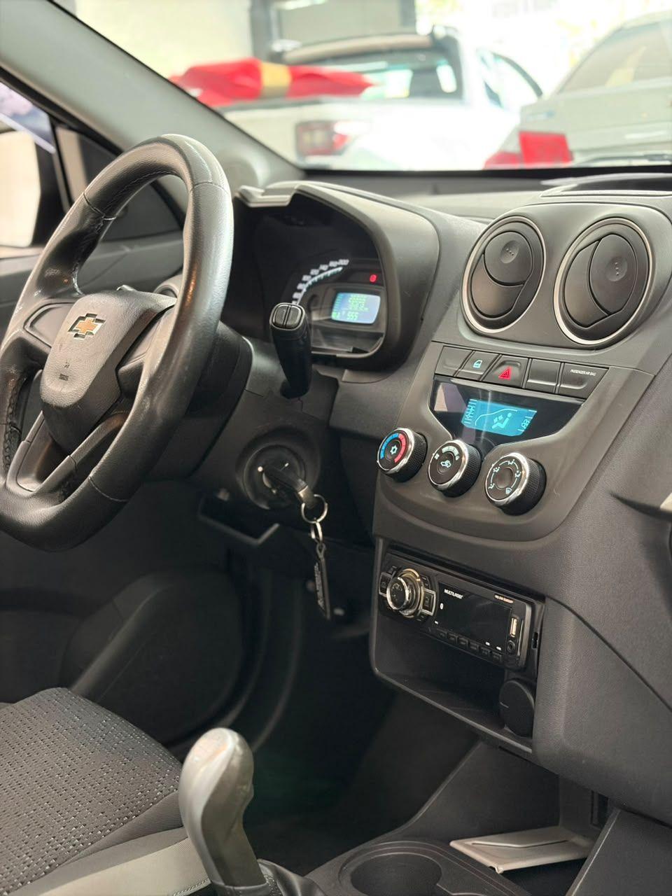 CHEVROLET Montana - Foto