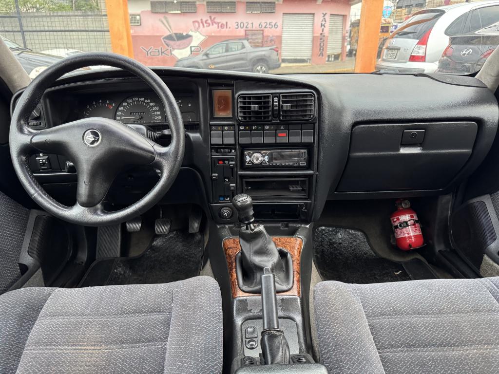 CHEVROLET Omega - Foto