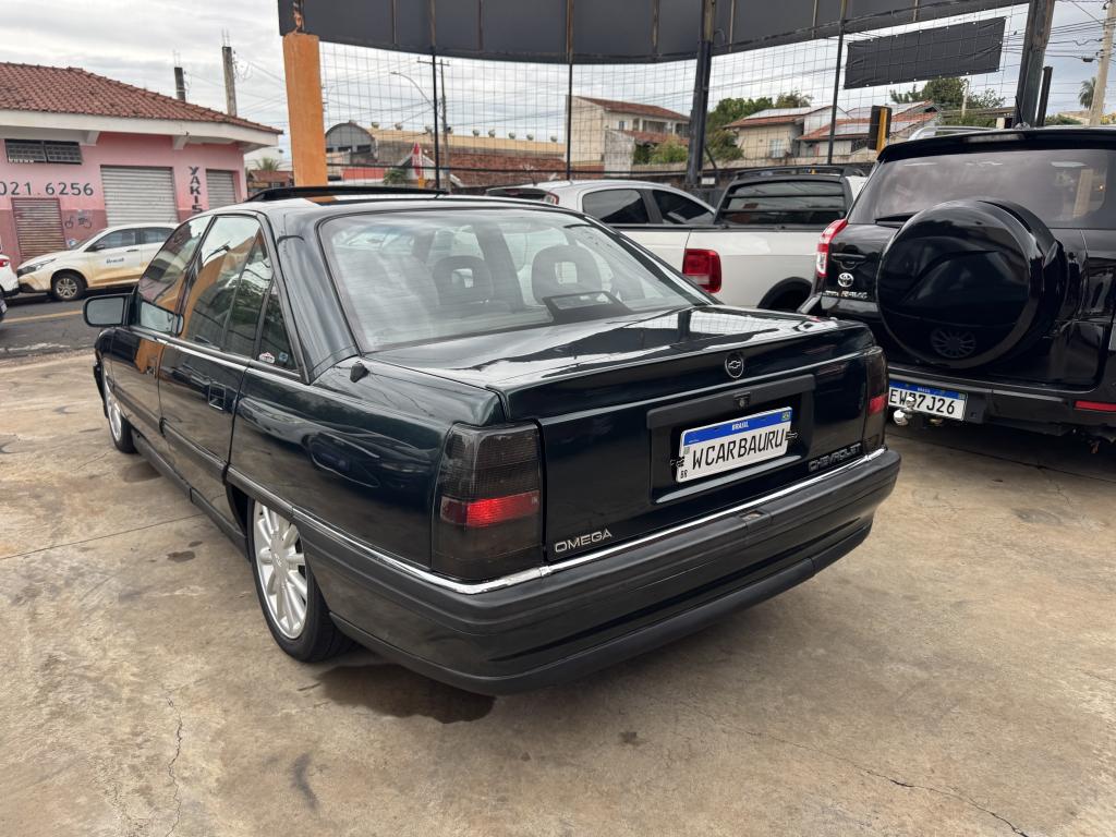 CHEVROLET Omega - Foto
