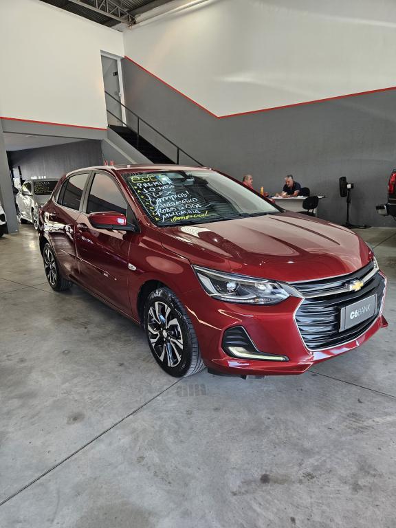 CHEVROLET Onix Hatch - Foto