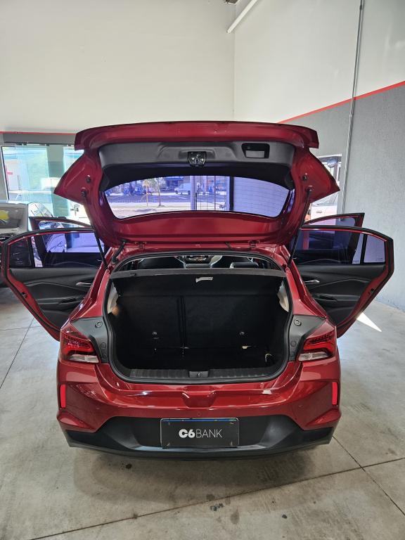 CHEVROLET Onix Hatch - Foto