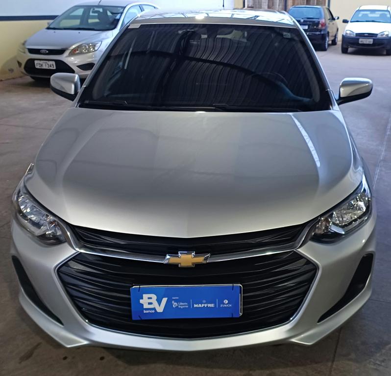 CHEVROLET Onix Hatch - Foto
