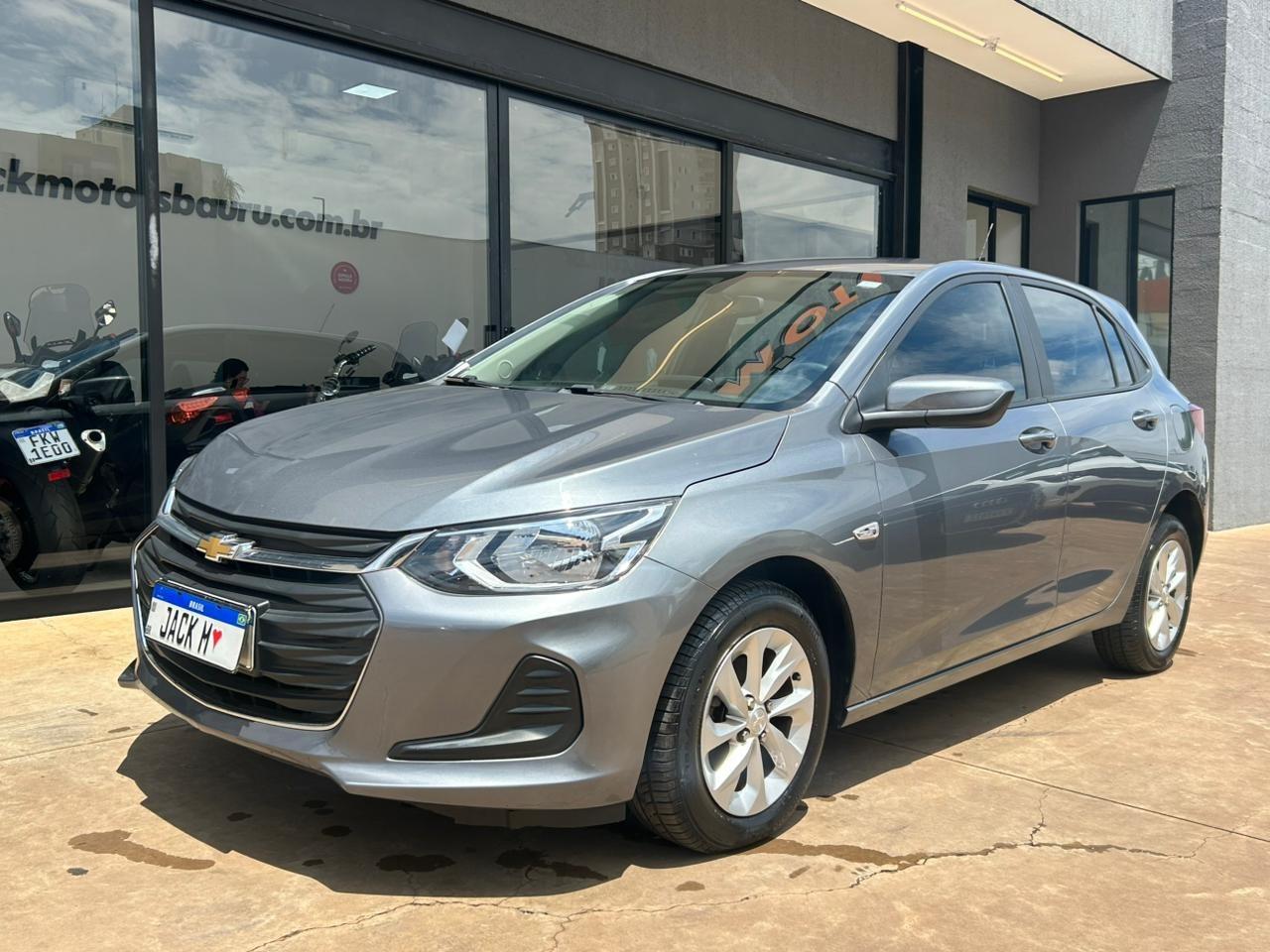 CHEVROLET Onix Hatch - Foto