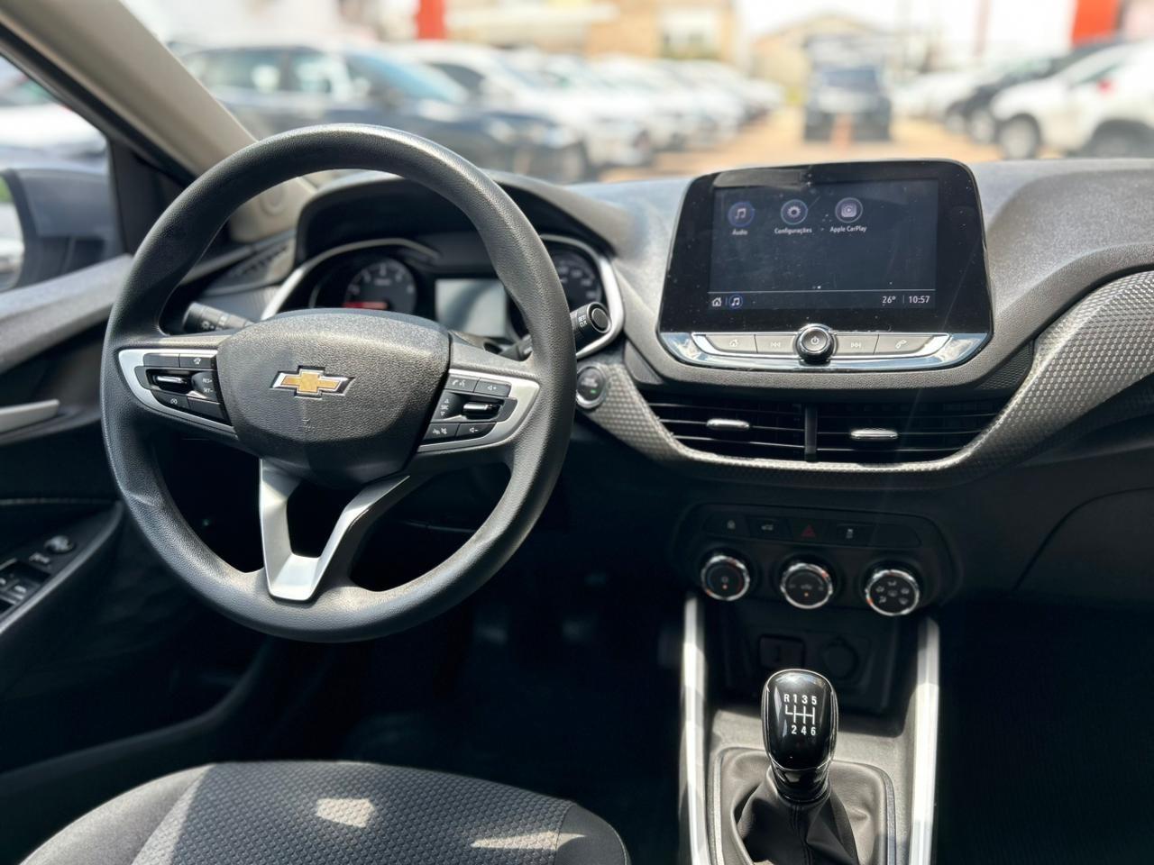 CHEVROLET Onix Hatch - Foto