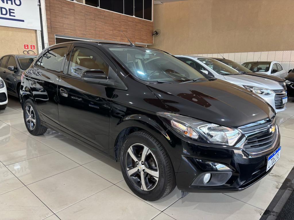 CHEVROLET Onix Hatch