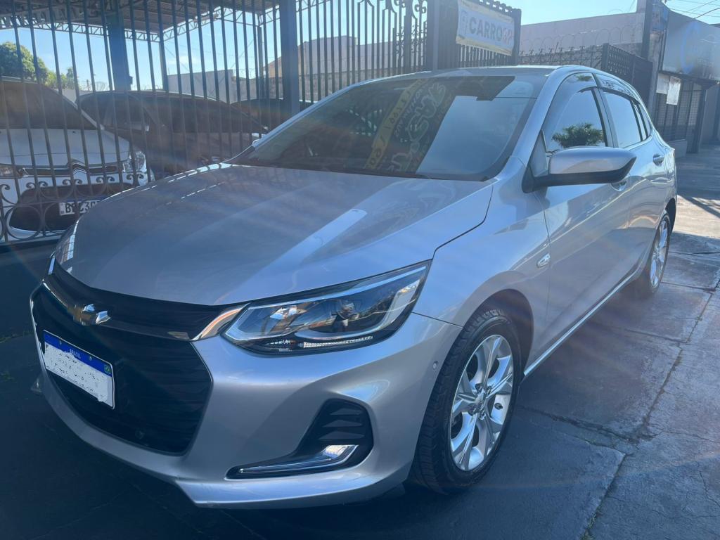 CHEVROLET Onix Hatch - Foto