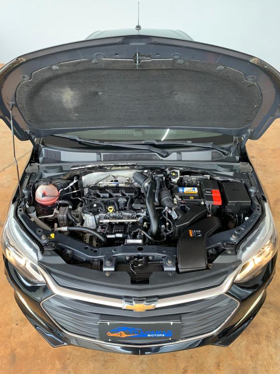 CHEVROLET Onix Hatch - Foto