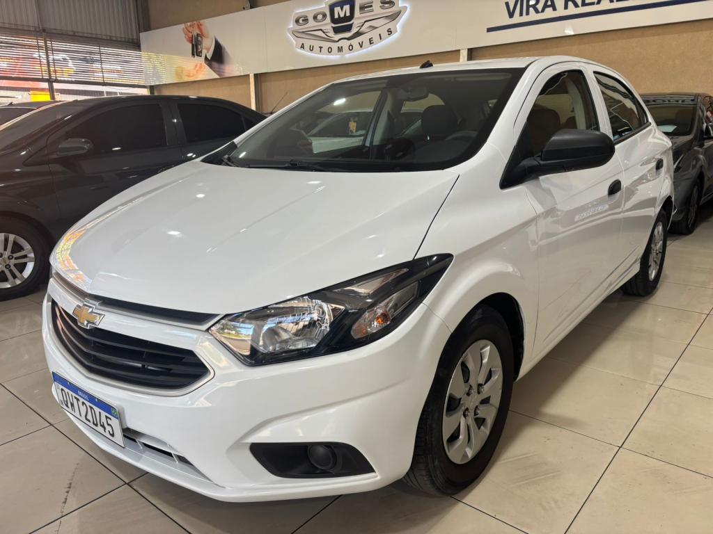 CHEVROLET Onix Hatch - Foto