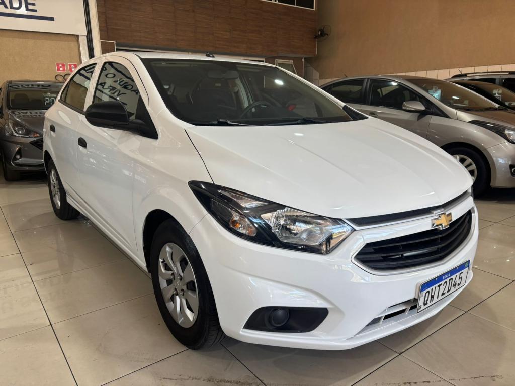 CHEVROLET Onix Hatch - Foto