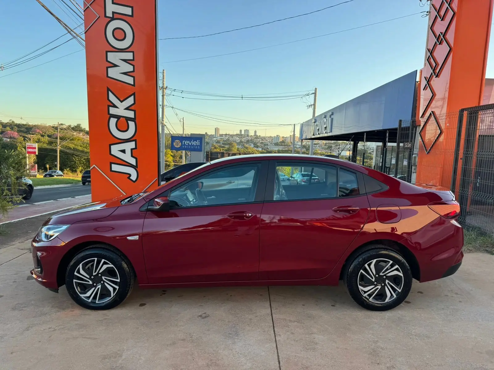 CHEVROLET Onix Hatch