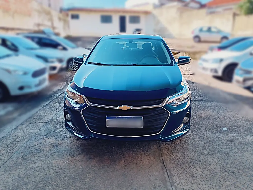 CHEVROLET Onix Hatch - Foto