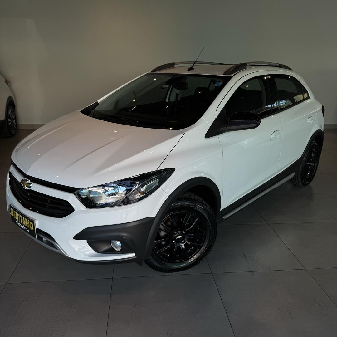 CHEVROLET Onix Hatch