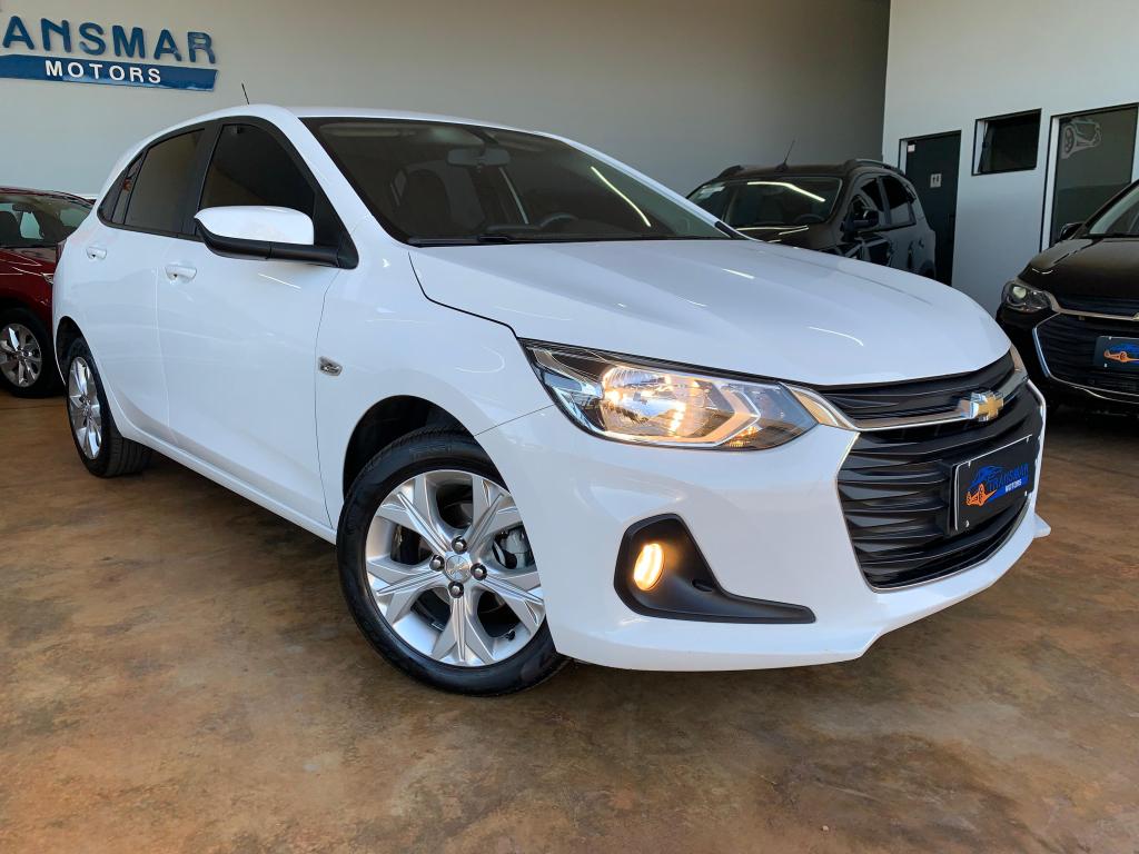 CHEVROLET Onix Hatch - Foto