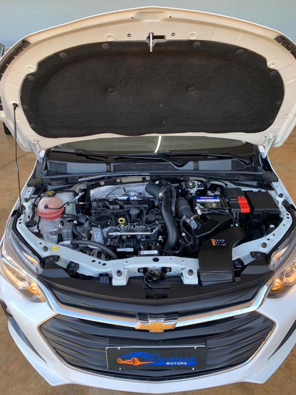 CHEVROLET Onix Hatch - Foto