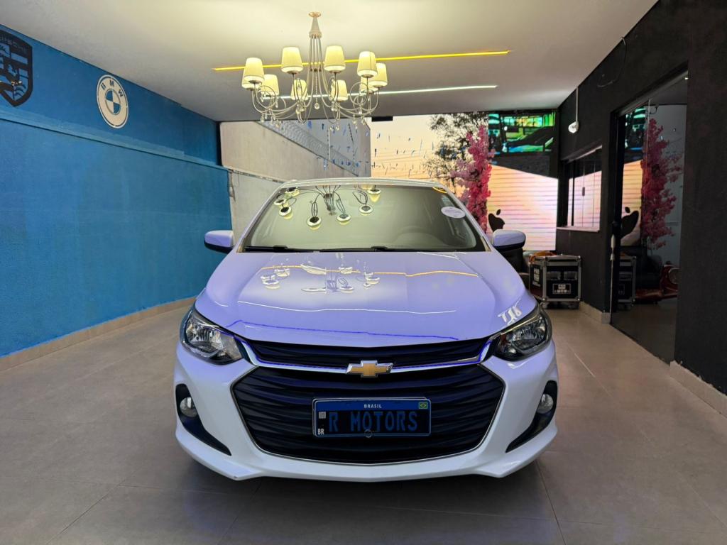 CHEVROLET Onix Hatch