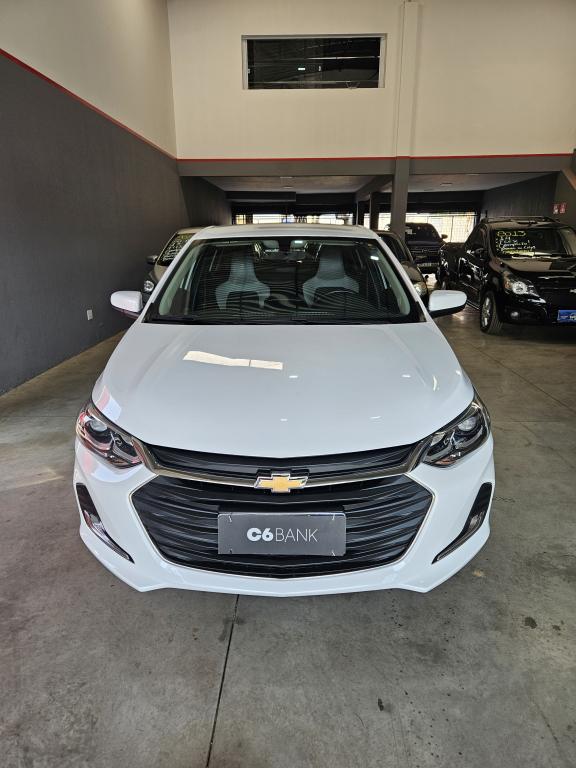 CHEVROLET Onix Hatch - Foto