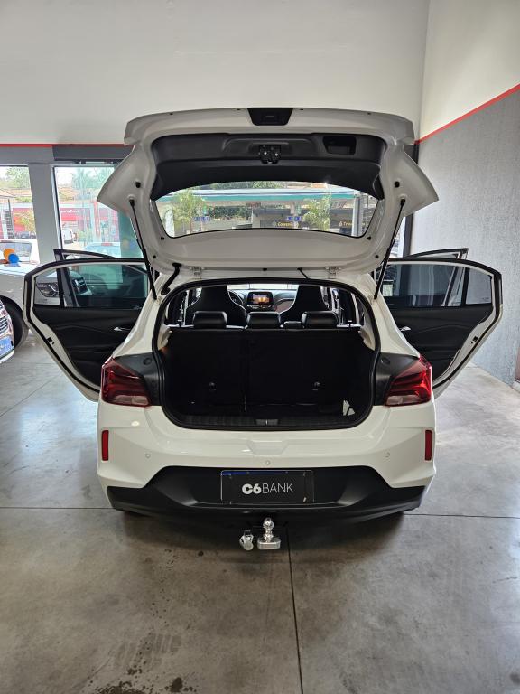 CHEVROLET Onix Hatch - Foto