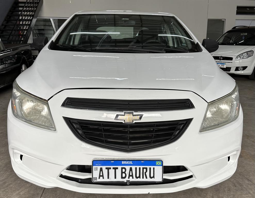 CHEVROLET Onix Hatch - Foto