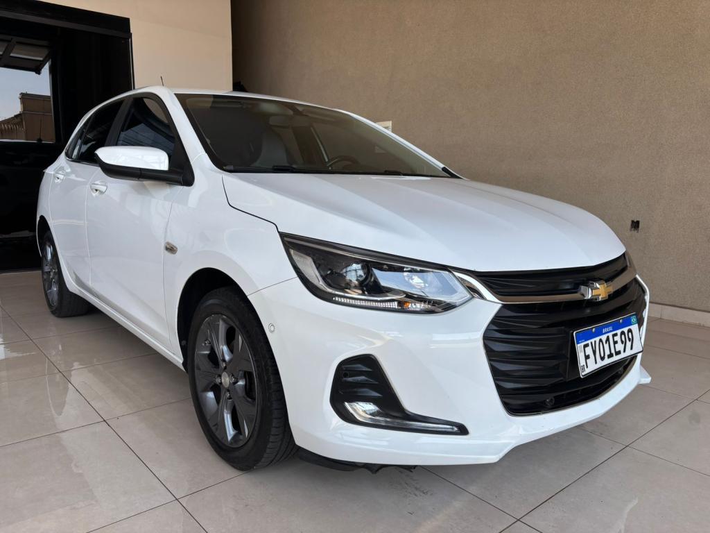 CHEVROLET Onix Hatch