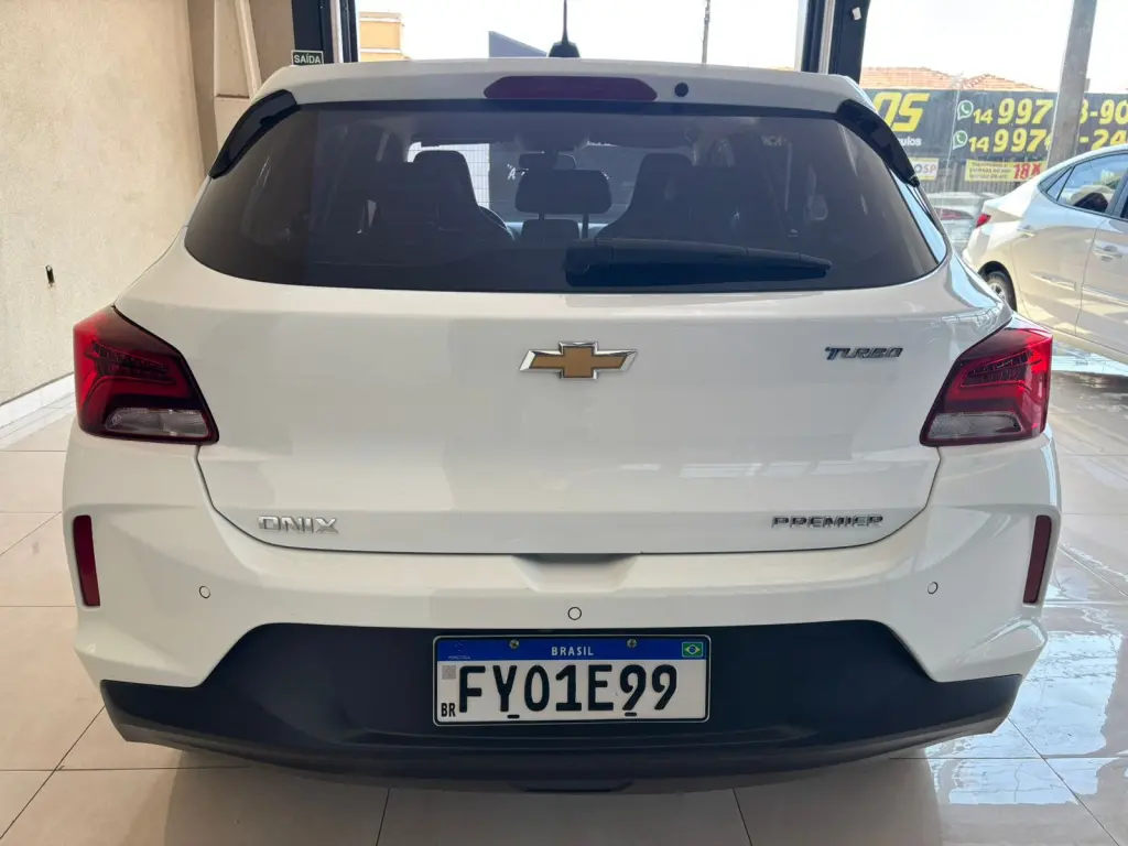 CHEVROLET Onix Hatch - Miniatura