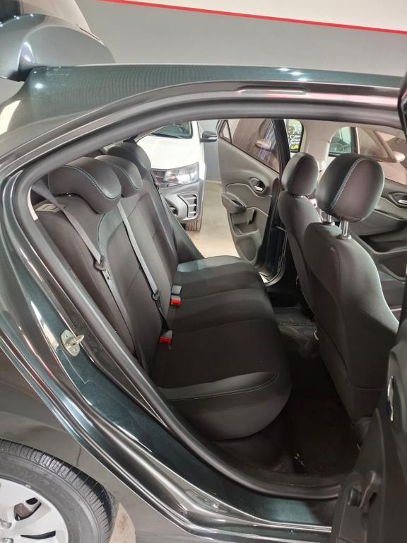 CHEVROLET Onix Hatch - Miniatura