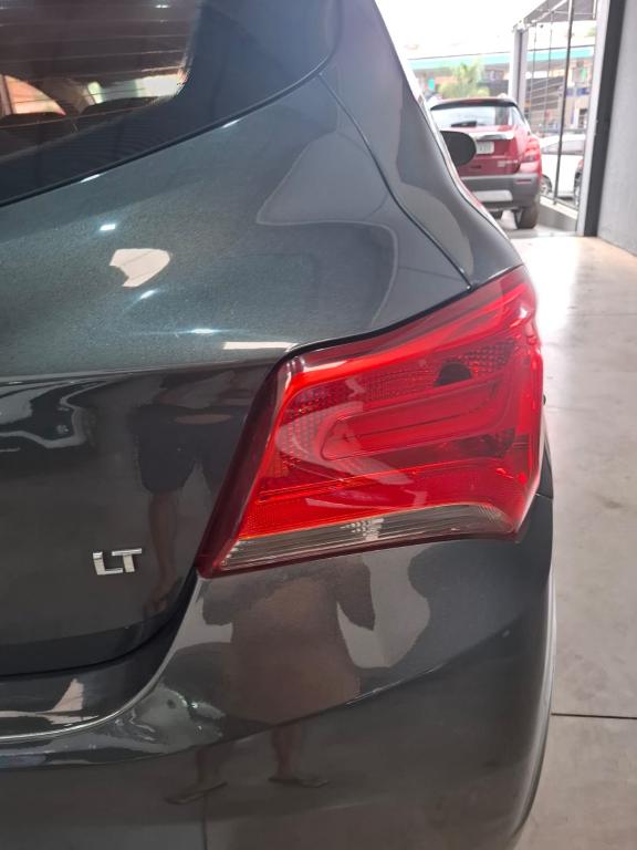 CHEVROLET Onix Hatch - Miniatura