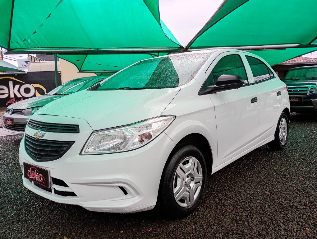 CHEVROLET Onix Hatch - Foto