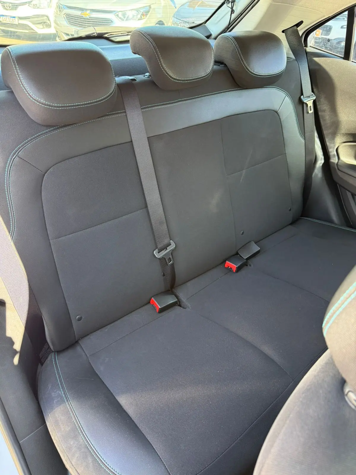 CHEVROLET Onix Hatch - Foto