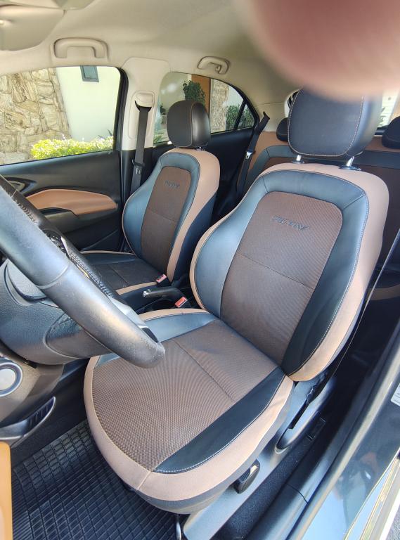 CHEVROLET Onix Hatch - Miniatura