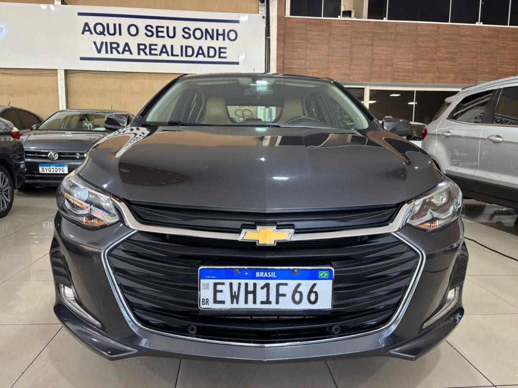 CHEVROLET Onix Hatch - Foto