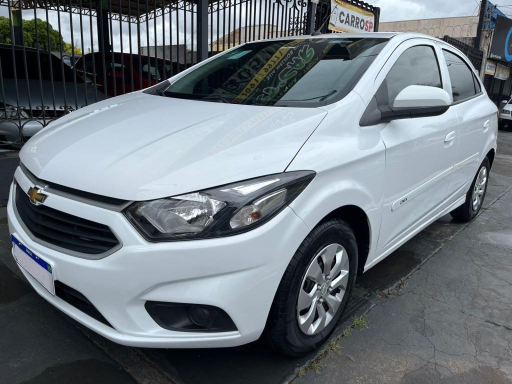 CHEVROLET Onix Hatch