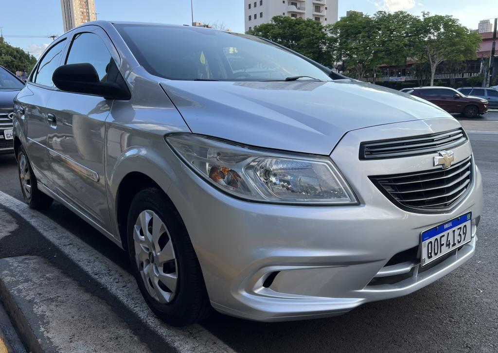 CHEVROLET Onix Hatch