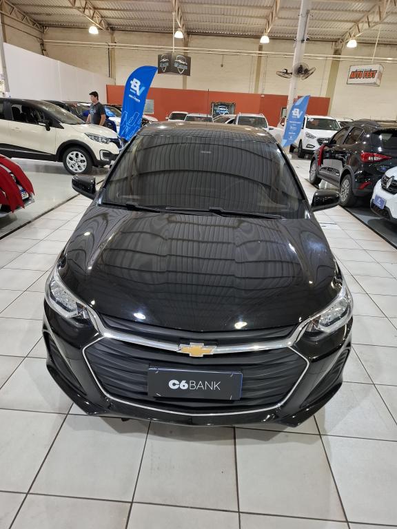 CHEVROLET Onix Hatch - Foto
