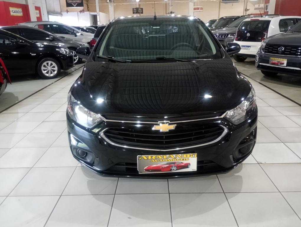 CHEVROLET Onix Hatch - Foto