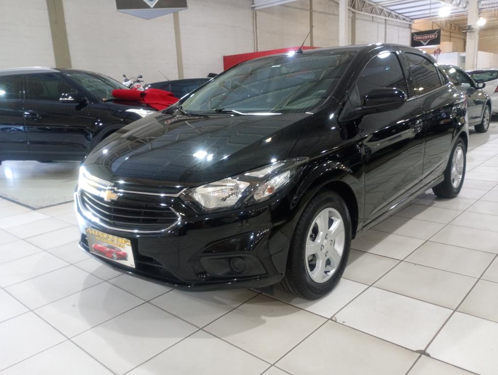 CHEVROLET Onix Hatch - Foto