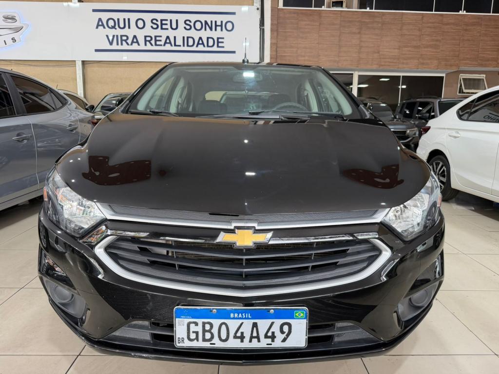 CHEVROLET Onix Hatch - Foto