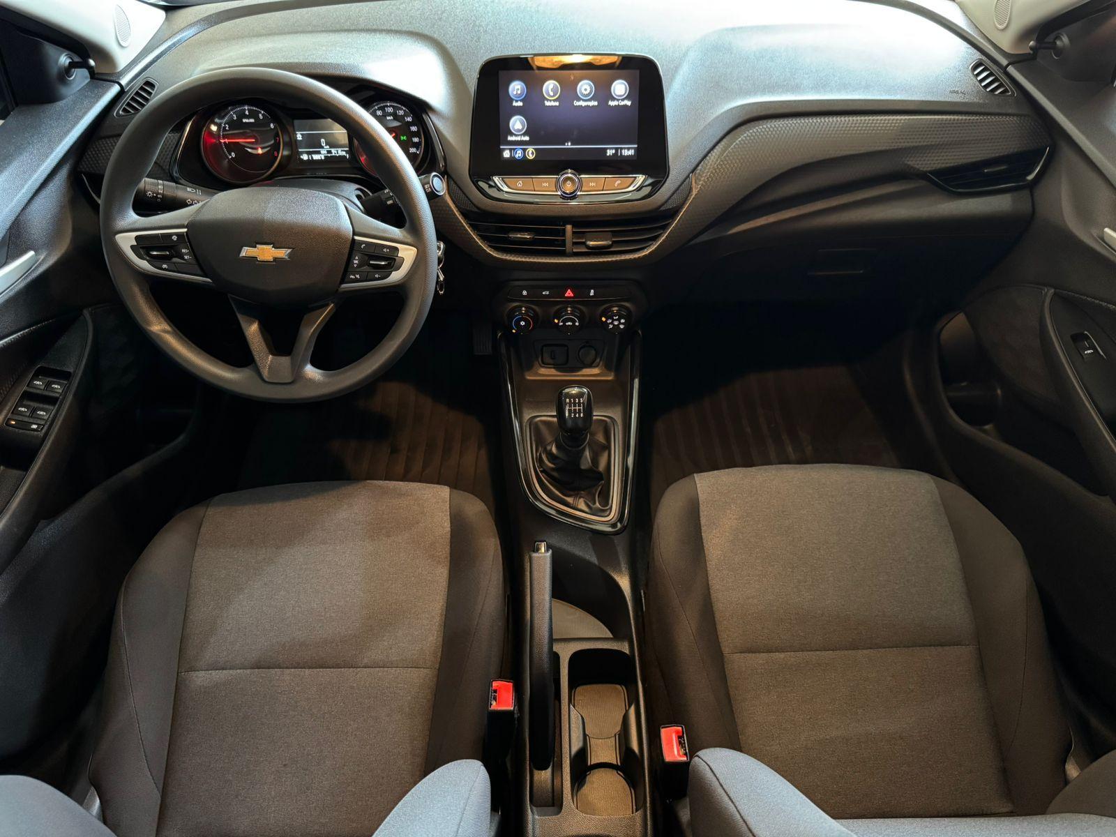 CHEVROLET Onix Hatch - Foto