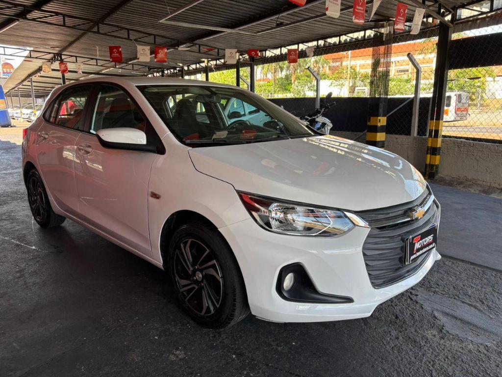 CHEVROLET Onix Hatch - Foto