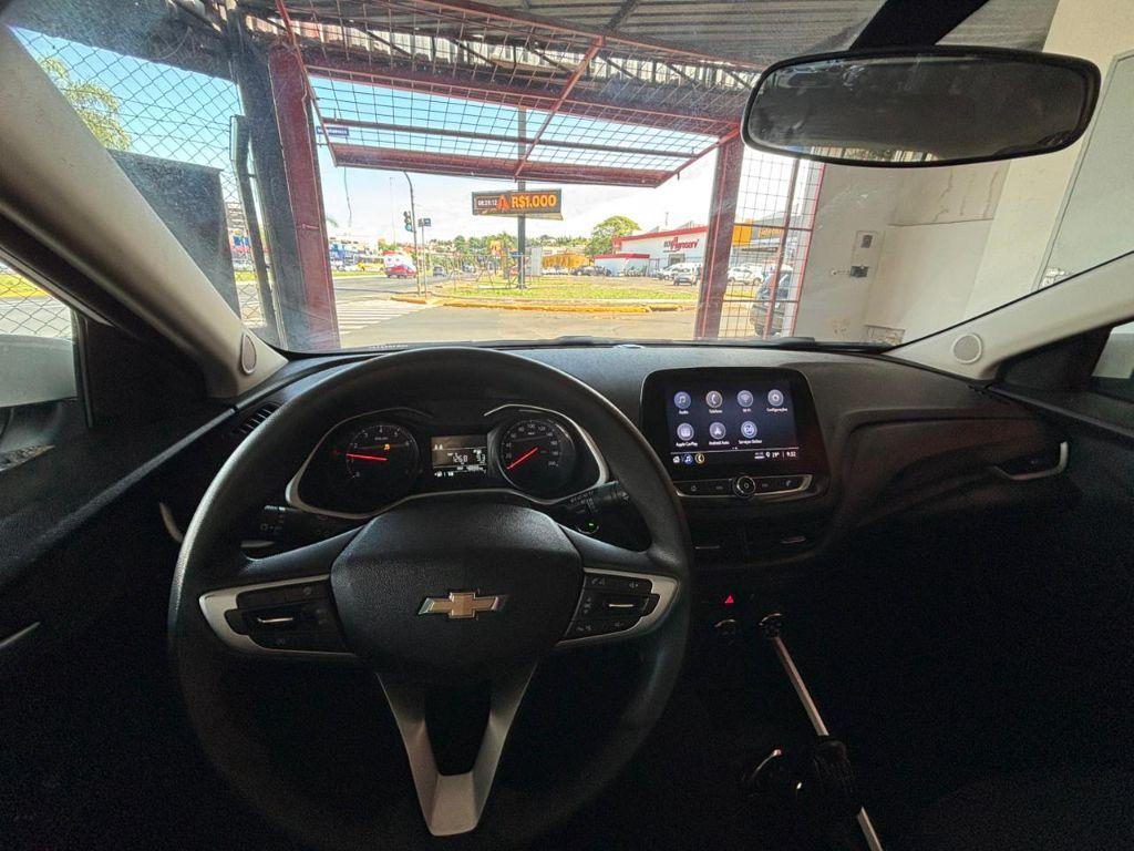 CHEVROLET Onix Hatch - Foto