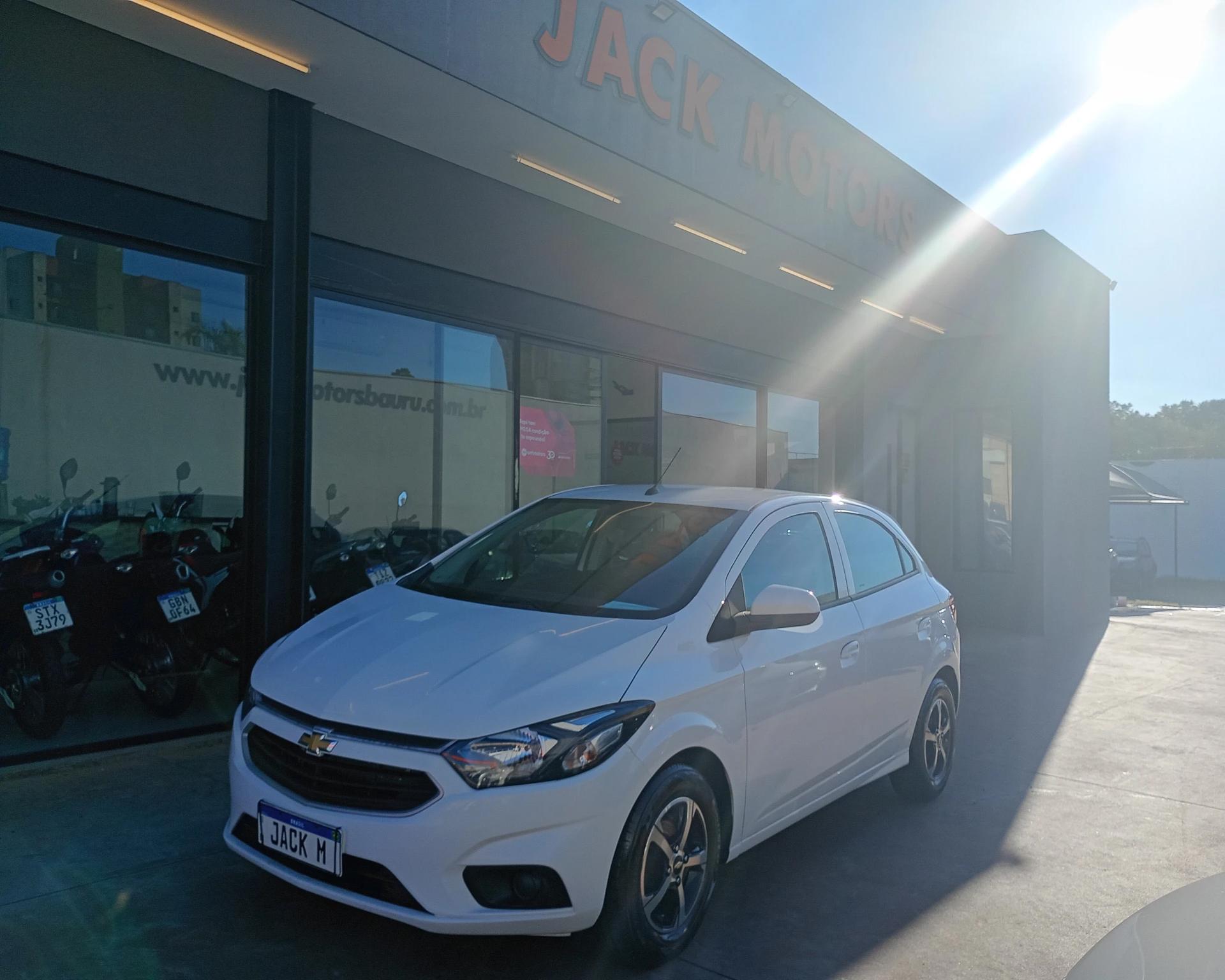 CHEVROLET Onix Hatch