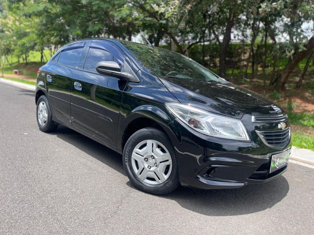 CHEVROLET Onix Hatch