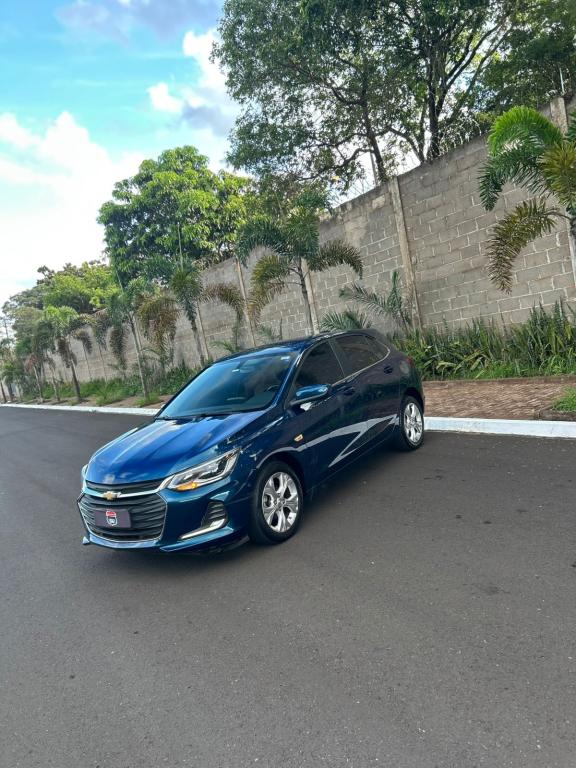 CHEVROLET Onix Hatch - Foto