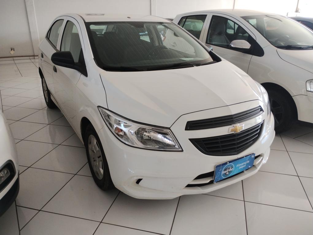 CHEVROLET Onix Hatch - Foto